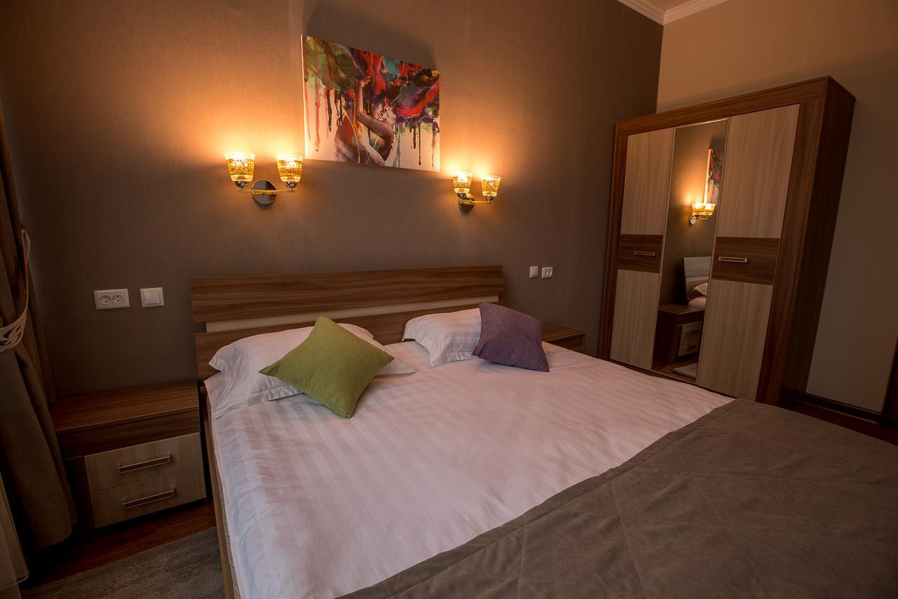 Maxx Inn Αστάνα Εξωτερικό φωτογραφία
